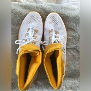 Adidas Men's White and Yellow Techfit high top basketball Sneakers worn once